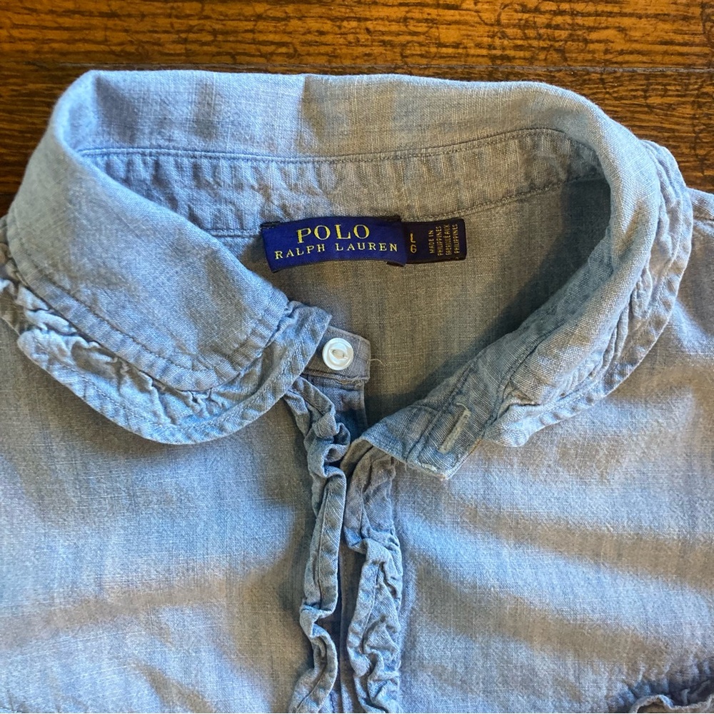 Women’s Polo Ralph Lauren Ruffled Chambray shirt. - Picture 5 of 9